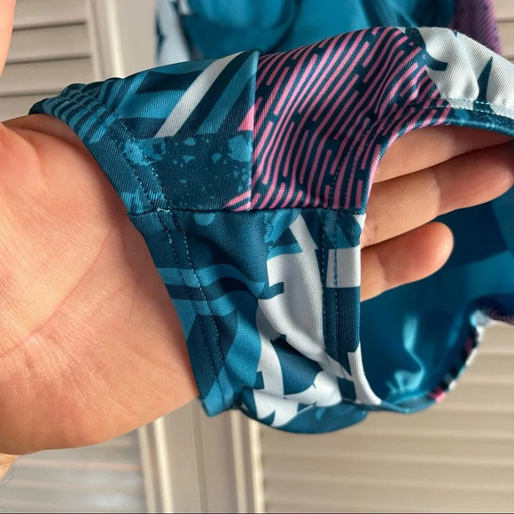 Nike Swimwear Girls Blue Mash Up Sporty Racerback One-Piece Swimsuit Sz 10-12 - Picture 7 of 11